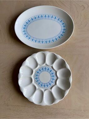 Vtg Homer Laughlin Richelieu Fleur De Lis Egg Plate & Oval Platter EXCELLENT